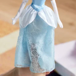 Disney Store Poupée Classique Cendrillon -Disney Collector Promos Boutique 460011772363 4