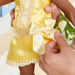 Disney Store Poupée Tiana Disney Animators, La Princesse Et La Grenouille -Disney Collector Promos Boutique 460020774778 4