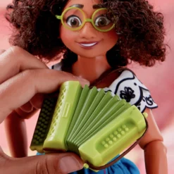 Disney Store Poupée Musicale Mirabel, Encanto : La Fantastique Famille Madrigal -Disney Collector Promos Boutique 460022220242 2