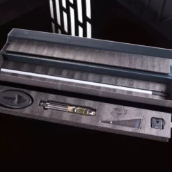 Disney Store Sabre Laser Mace Windu Legacy, Star Wars -Disney Collector Promos Boutique 461063588858 5