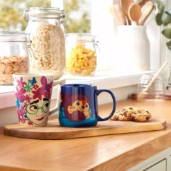 Disney Store Mug Mirabel Madrigal, Encanto, La Fantastique Famille Madrigal -Disney Collector Promos Boutique 465032890317 2