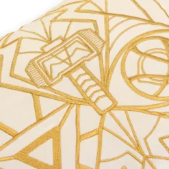 Disney Store Coussin Avengers -Disney Collector Promos Boutique 465043676474 3